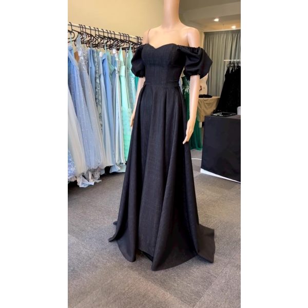 750 – QYN Rosemary Black Gown