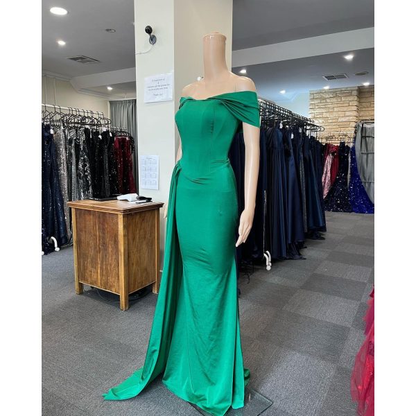 Q348 – QYN Nora Green Dress