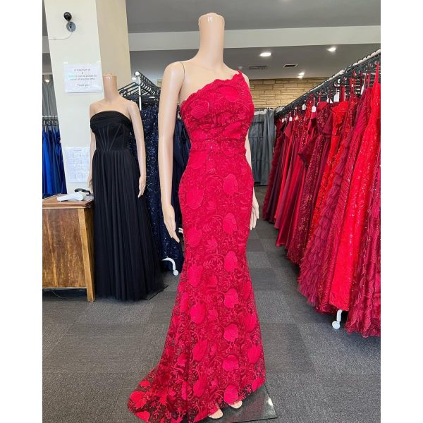 Q360 – QYN Caroline Red Dress