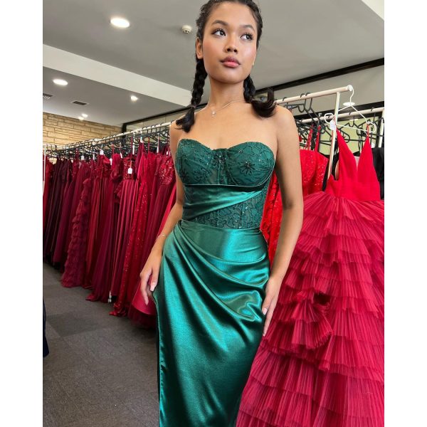 Q427 – QYN Blair Green Dress