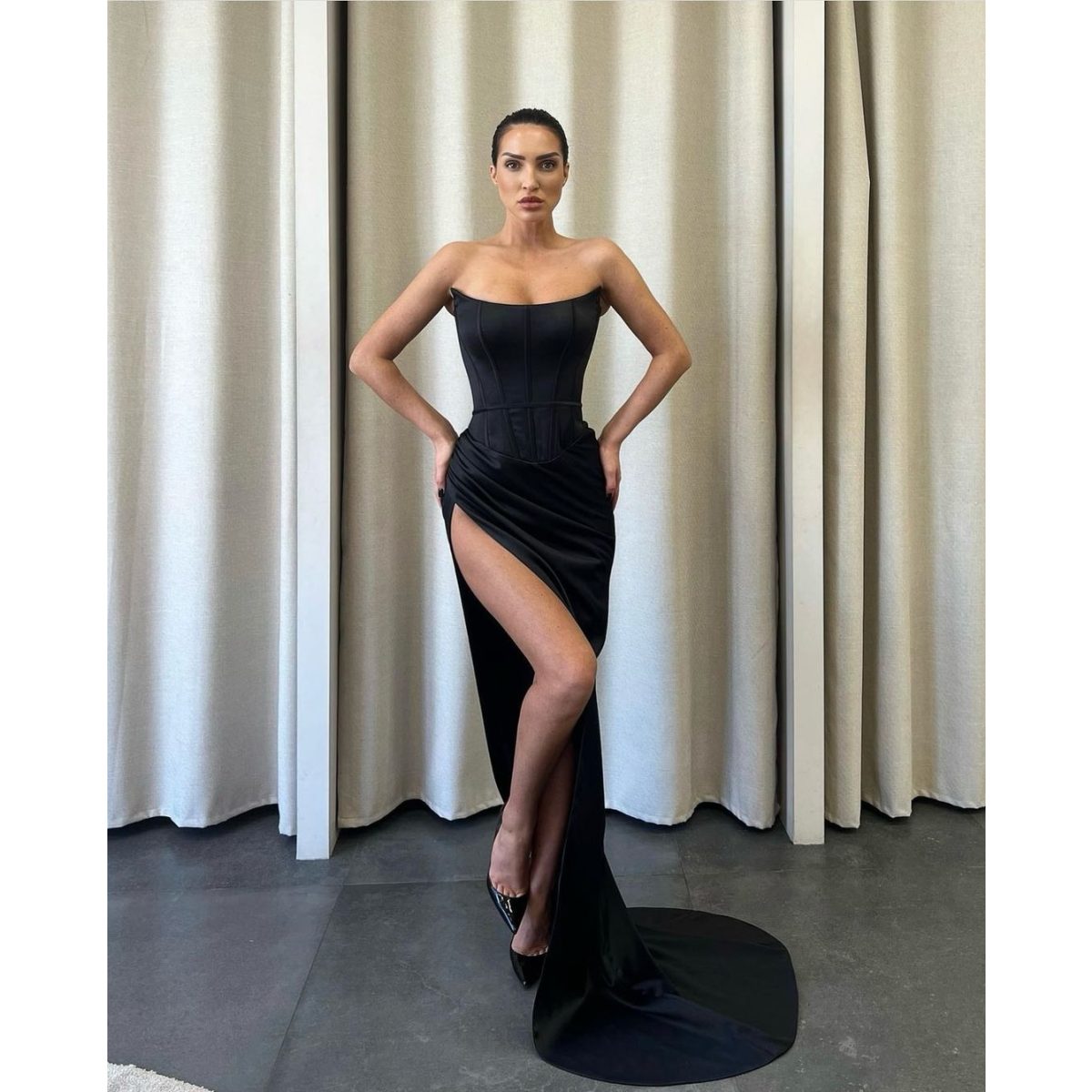 Q845 - Strapless Corset High Slit Black Dress