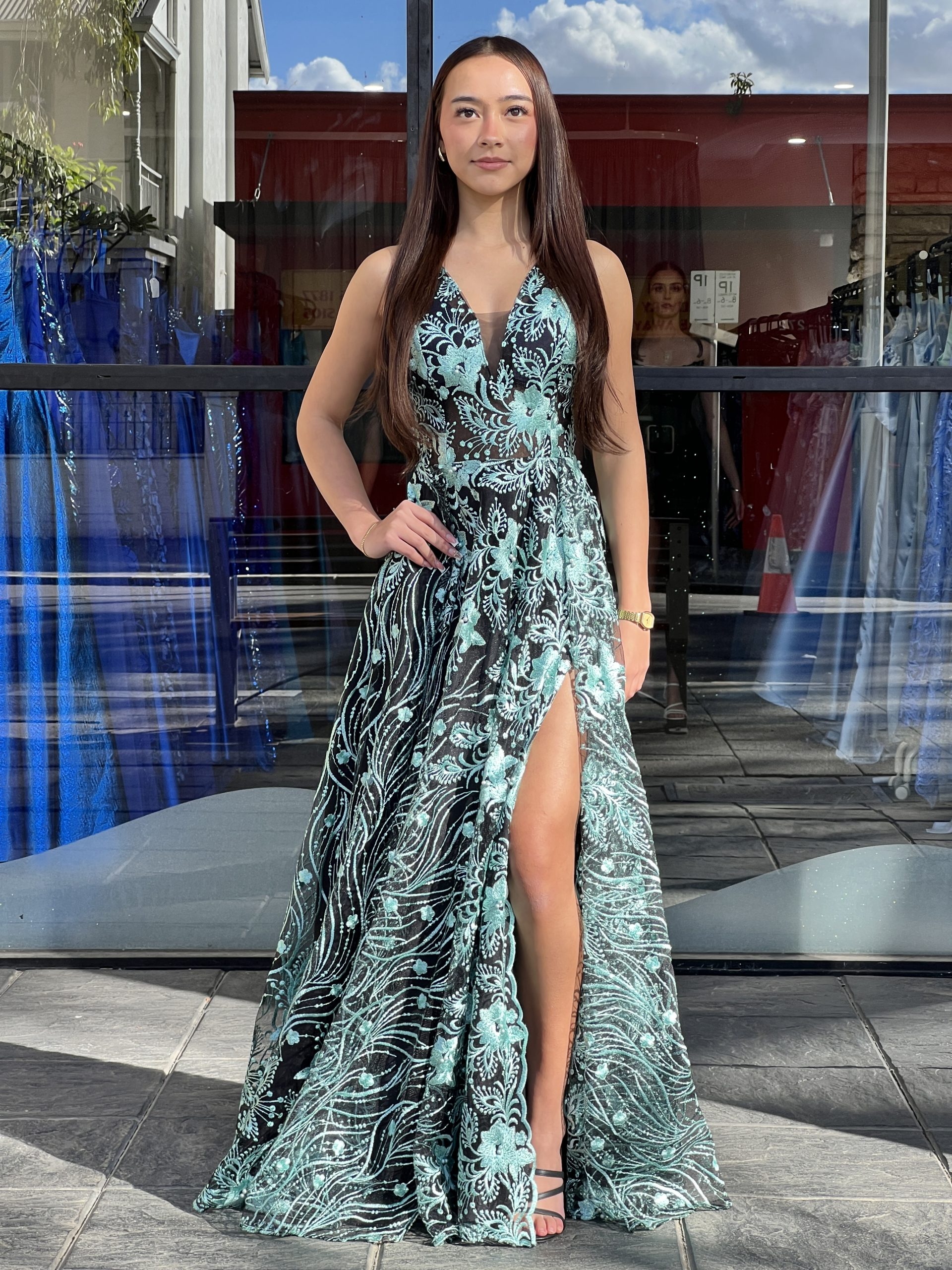 Y534 – QYN Sarafina Elodie Green Gown Y534 – QYN Sarafina Elodie Green Gown