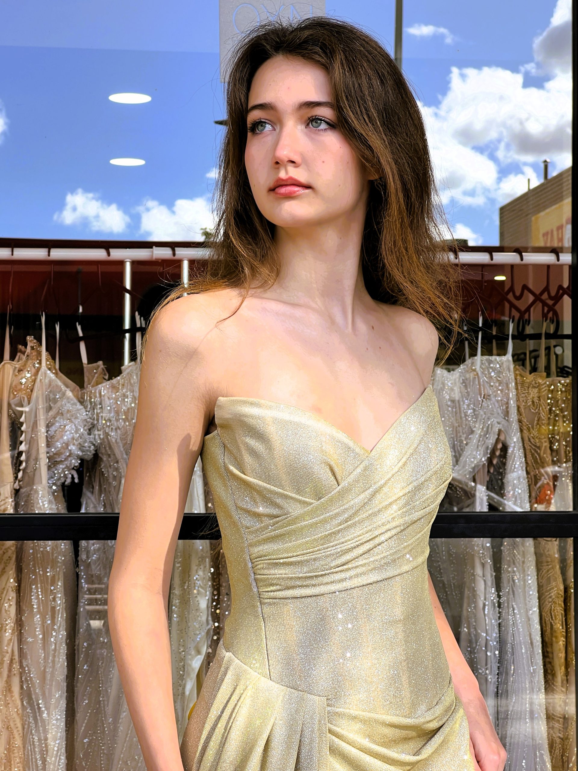 gold dress au Arvin V Plunge Neckline Rose Gold Mermaid Gown – Alamour The Label