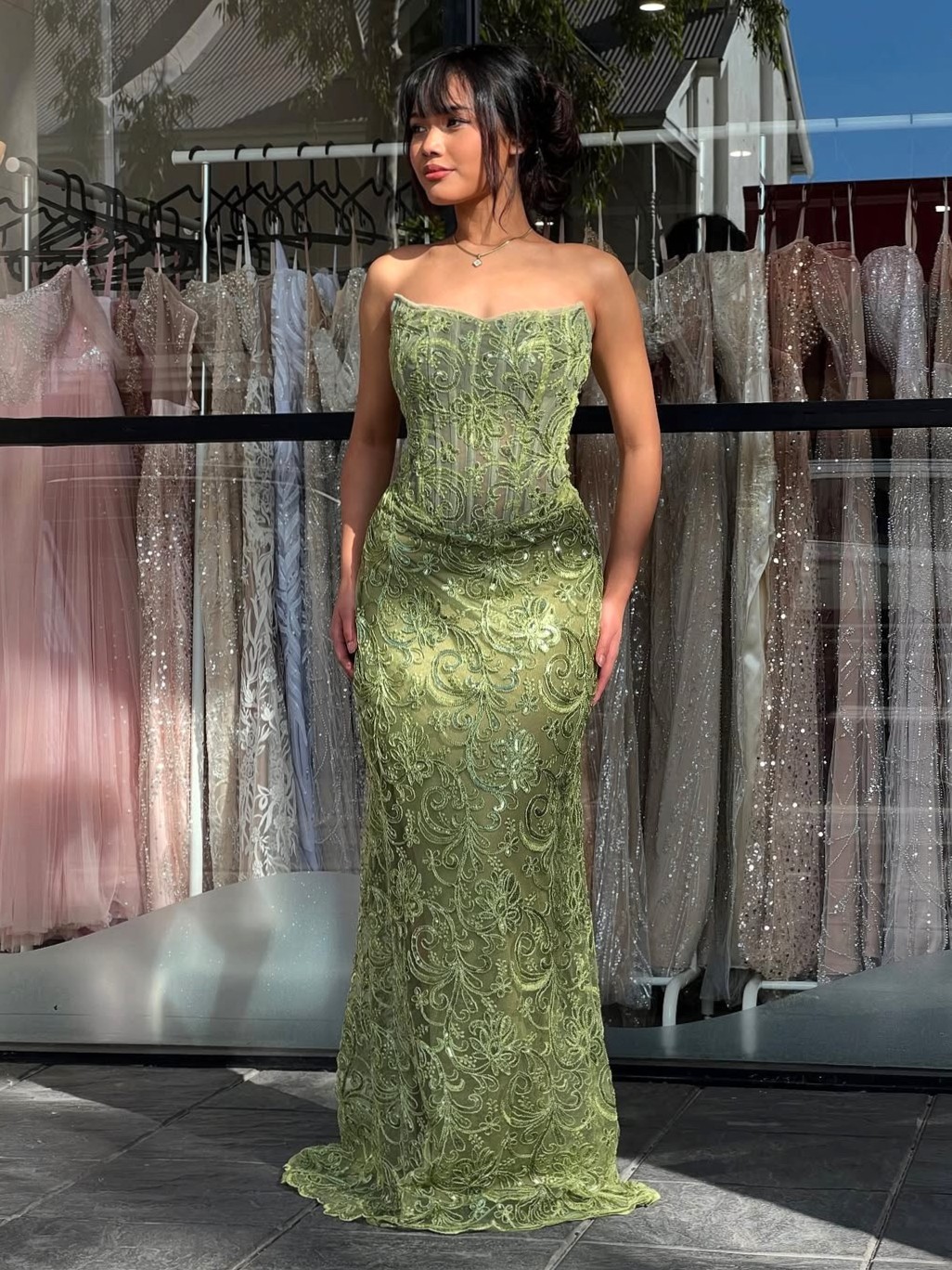 Y556 – QYN Alejandra Adley Green Gown Y556 – QYN Alejandra Adley Green Gown
