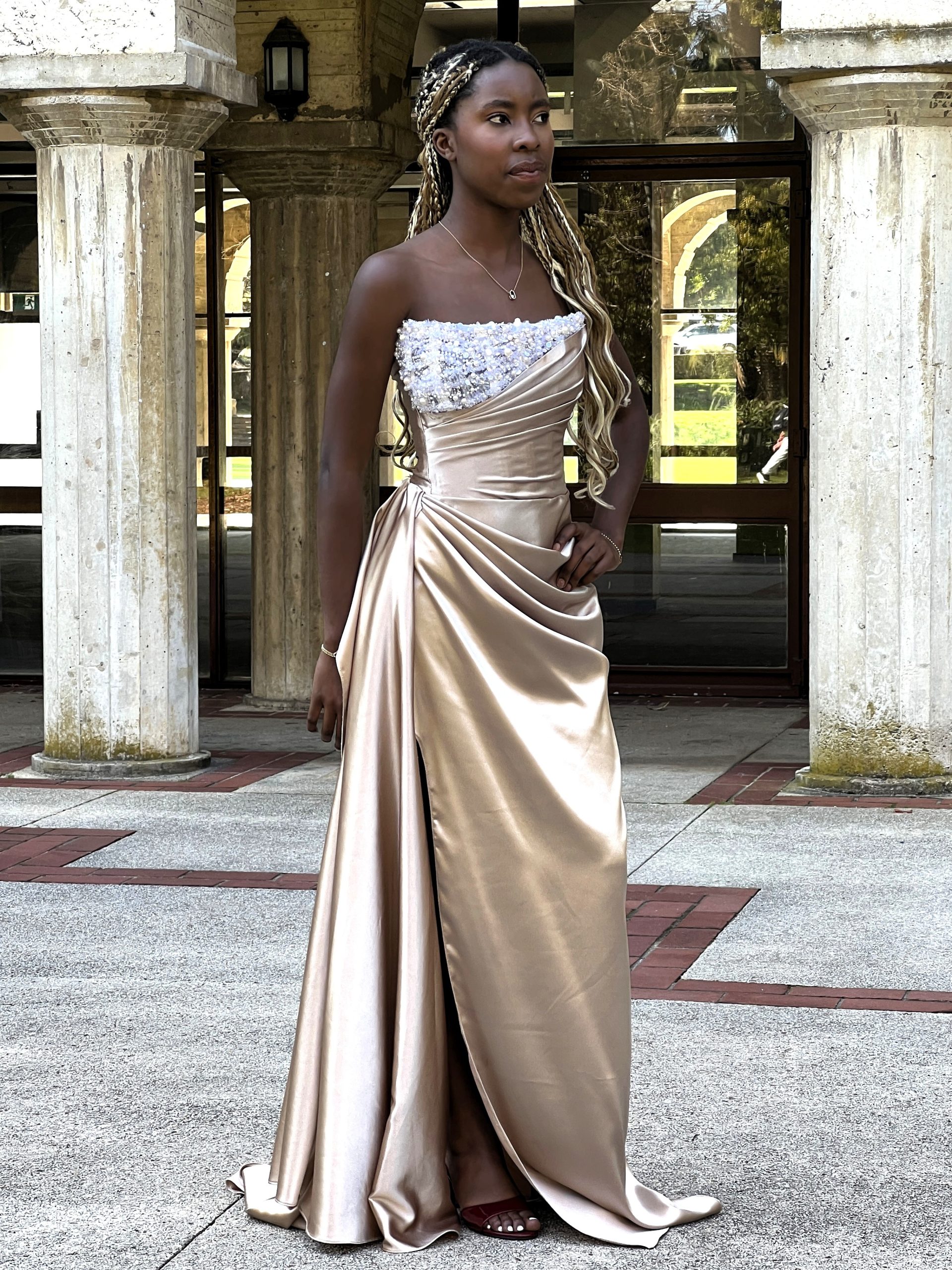 Y557 – QYN Estee Lauren Gold Gown Y557 – QYN Estee Lauren Gold Gown