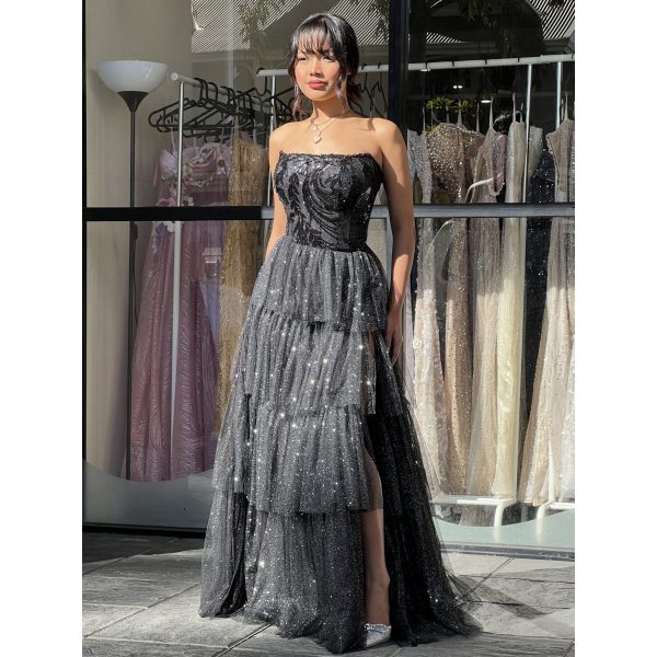 Y579 – QYN Lorelei Eurika Black Gown
