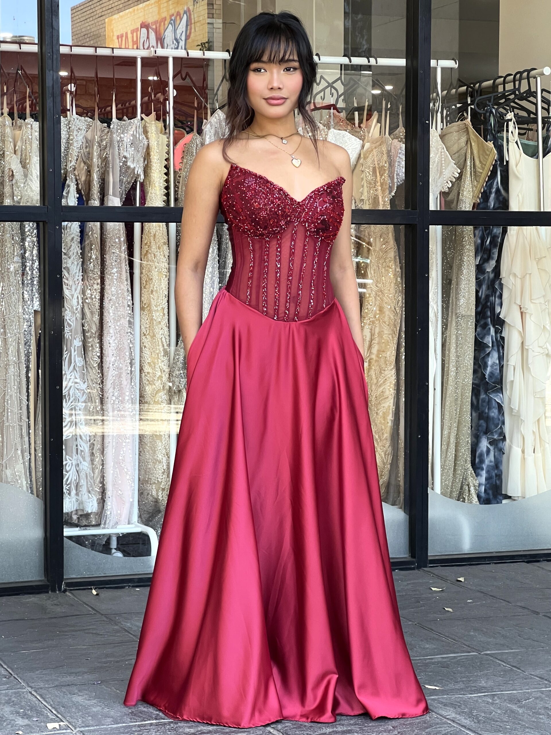 Y650 – QYN Ember Nela Red Gown Y650 – QYN Ember Nela Red Gown