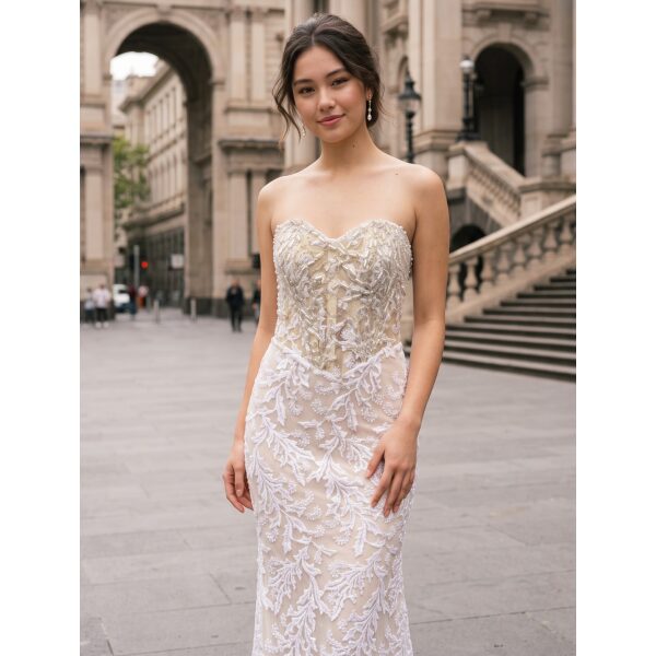 Y684 – QYN Riana London Gown