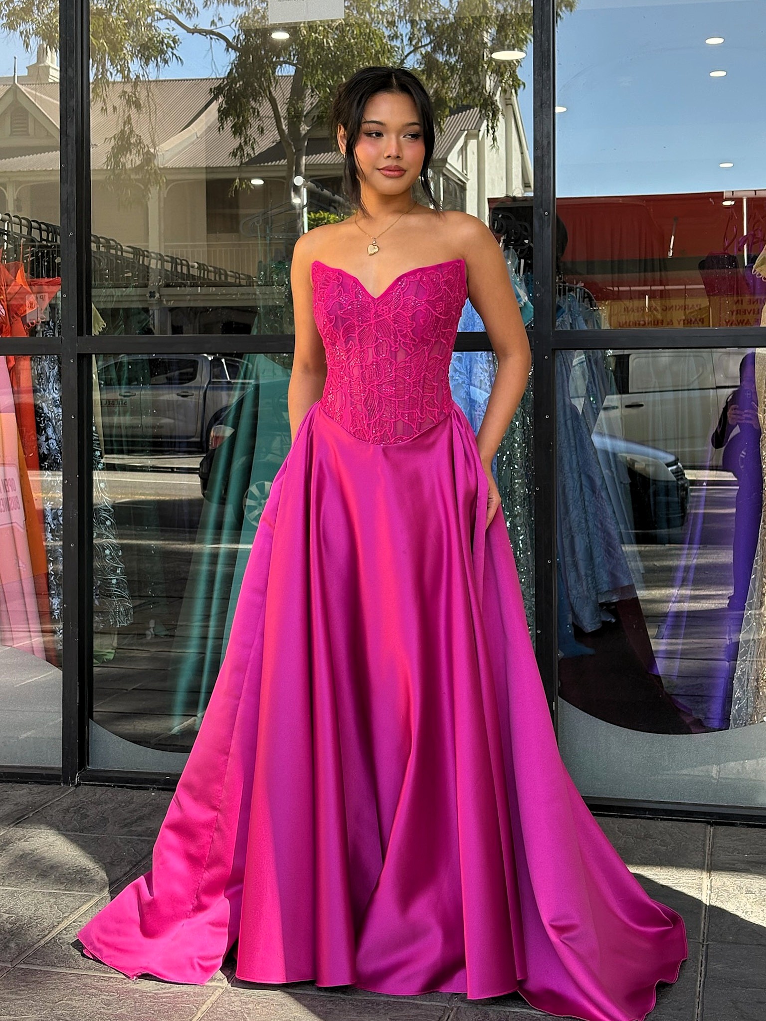 Y751 – QYN Vanessa Lorri Pink Gown Y751 – QYN Vanessa Lorri Pink Gown