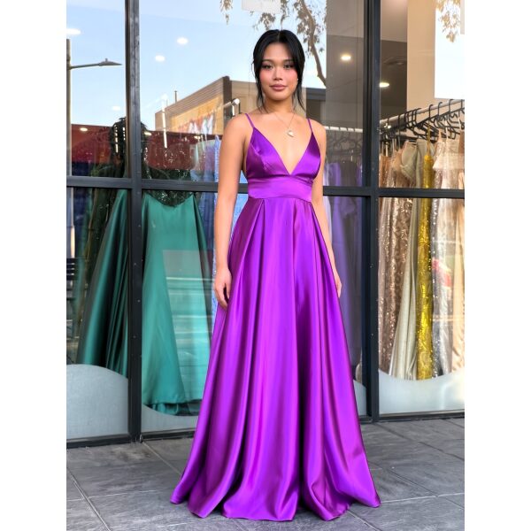 Y780 - QYN Anya Eve Purple Gown